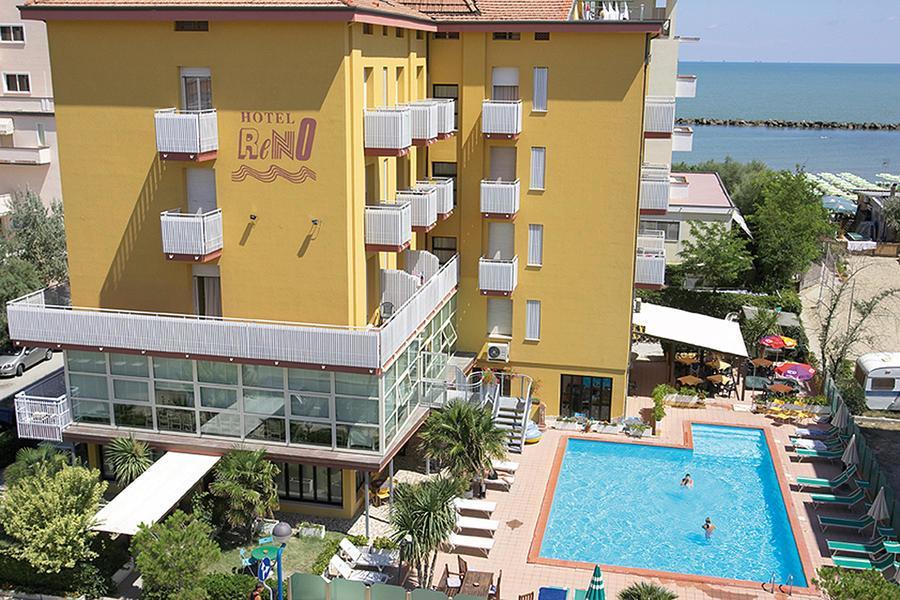 Hotel Reno Lido Di Savio Bagian luar foto